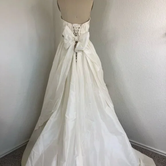 Maggie Sottero Sweetheart Lace Up Jeweled Bead Bustle Train Wedding Dress - Picture 4 of 14